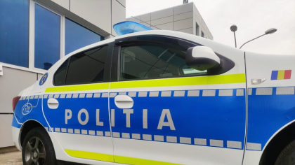 Scandal violent la o cafenea din Onești: o polițistă a fost lovită, iar colegul ei a fost mușcat, în timpul unei intervenții