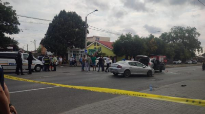 Bărbatul ucis în răfuiala dintre clanuri la Craiova a fost înmormântat. Alertă de grad zero în oraș