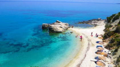 Superba insulă grecească desemnată cel mai aglomerat loc de vacanță din Europa