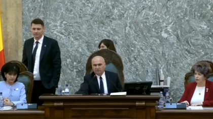 Aproape de o premieră în Senat