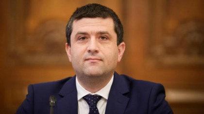Ministrul Economiei, despre modificarea impozitului pentru jocuri de noroc de la 10% la 4%: Subiectul nu este închis, îl analizăm mâine