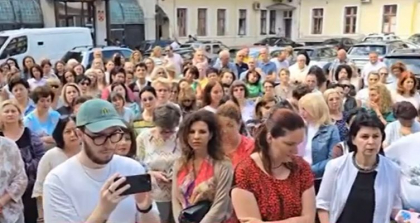 Protest la ANAF Cluj. Manifestații similare în Mureș, Vrancea, Vâlcea, Iași și Giurgiu. Nemulțumirile oamenilor