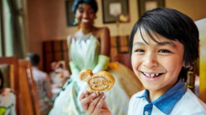 Aventuri la Disneyland. Averea plătită de o familie de 5 persoane pentru un mic dejun la celebrul parc de distracții. "Aproape că mi-am scuipat cafeaua" FOTO