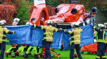 Germania este şocată după ce o primăriţă a fost înjunghiată în faţa casei sale. Merz a reacţionat: "Ne temem pentru viaţa ei"