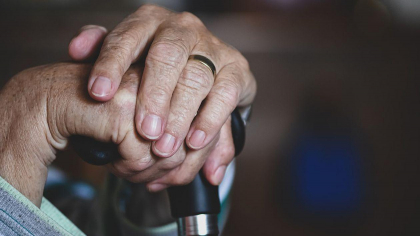 Newsweek: La ce oră poți merge vineri la bancomat să încasezi pensia? Care pensionari iau 2.800 lei în plus?