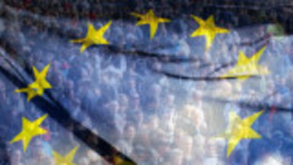 Steagul interzis la manifestația "Un singur drum - Europa 9 Mai" organizat de Ziua Europei în București