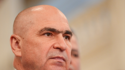 Programul de guvernare:  Companiile cu pierderi mari vor fi închis; salariile din ANCOM și ASF vor fi limitate; sunt eliminate sporurile aberante