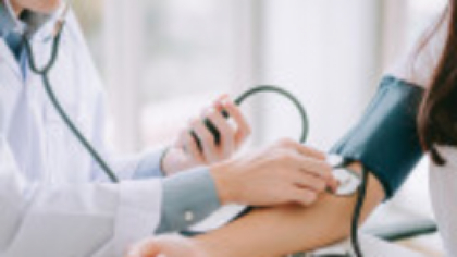 Studiu: Un instrument medical inovator aduce îmbunătăţiri importante în tratamentul hipertensiunii arteriale
