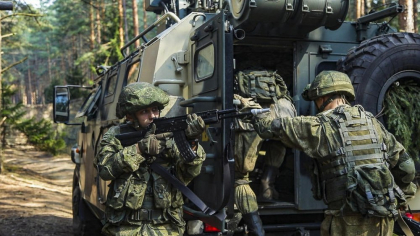 Ofițeri americani, vizită surpriză la exercițiile Zapad-2025 din Belarus: „Cele mai bune locuri”