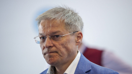 Un taximetrist a refuzat să îl ia pe Dacian Cioloș de la aeroportul Otopeni. Șoferul a fost amendat