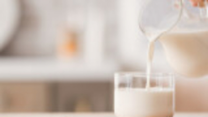 Laptele integral vs. degresat. Beneficiile surprinzătoare ale grăsimilor din lactate