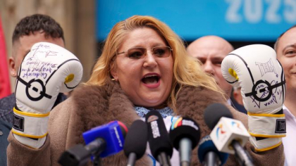 EXCLUSIV – Diana Șoșoacă tună şi fulgeră după ce Parchetul a cerut ridicarea imunității europene: „De abia aștept să dau foc la pușcărie și la casa de nebuni”