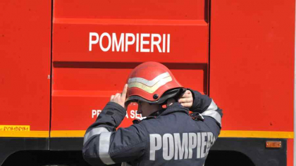 Incendiu la o hală pe bulevardul Basarabia