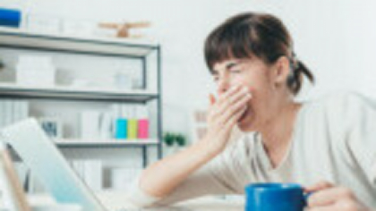 De ce ești obosit chiar și când nu faci nimic fizic. Răspunsul e digital