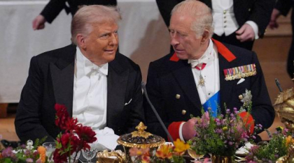 „E prietenul meu”. Președintele Trump vrea să-l invite pe regele Charles în America
