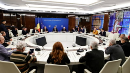 Doar FMI ne-ar putea scoate din datoriile create de PSD-PNL, cred economiștii: „Populația se adâncește în sărăcie mai ceva ca în anii '90”