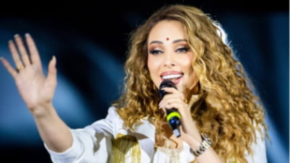 Imagini rare cu Iulia Vântur în Maldive. Vedeta a fost invitată la o nuntă. Cum arată camera în care a fost cazată iubita lui Salman Khan