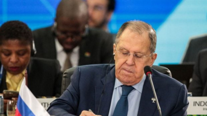 Rusia va îmbogăți uraniu pentru programul nuclear al Iranului, a anunțat Lavrov, după summit-ul BRICS