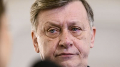 Crin Antonescu, atac sub centură la Nicușor Dan. "Ori are o disfuncție de natură logică ori este pus de altcineva să candideze". Replica acidă venită de la edilul Capitalei