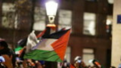 Zeci de studenți arestați la Universitatea Columbia în urma unui protest pro-palestinian desfășurat în biblioteca principală