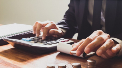 Șefii unei companii de stat au primit 10% în plus la salariu pentru că exista și o femeie la conducere