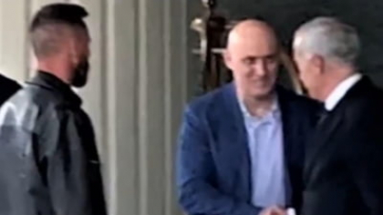 Cum era susținut Călin Georgescu de rețeaua lui Horațiu Potra. Procurorii au dovezi că șeful mercenarilor îi plătea chiar și chiria