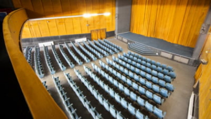 Cinematograful simbol al Bucureștiului interbelic este scos la vânzare. Avea aer condiționat încă de la inaugurare, în 1936, un lux rar în acele vremuri VIDEO