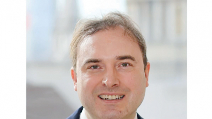 Dorian Carrell, Schroders: Măsurile fiscale par a fi un prim pas credibil către stabilizarea finanţelor. Dar cheia va fi implementarea consecventă care să contribuie în timp la consolidarea încrederii investitorilor