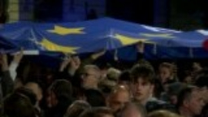 Cum au celebrat românii victoria lui Nicușor Dan în orașele din țară. „Putem să ne continuăm viitorul aici”