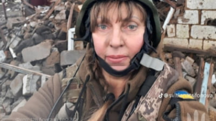 O femeie medic a salvat singură o unitate întreagă pe frontul din Ucraina