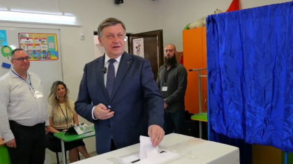Înfrângerea lui Crin Antonescu anticipată de un reputat sociolog. Cum a eșuat coaliția PSD-PNL