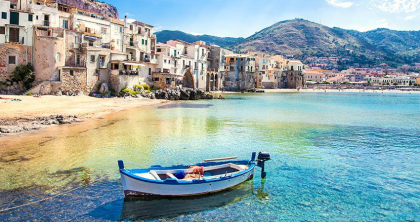 Cum arată casele din Sicilia, care se vând la 1 euro. S-au vândut peste 50 de locuințe în câțiva ani
