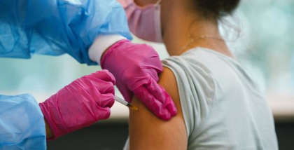 Alertă de rabie la o facultate din Iași. Studenții sunt sfătuiți să se vaccineze cât mai repede