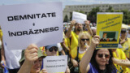 Sindicaliştii din Sănătate şi Educaţie vor protesta în faţa Parlamentului faţă de măsurile fiscale propuse de Guvern