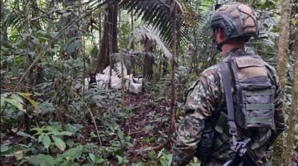 Armata Columbiei a bombardat cel mai mare cartel al drogurilor din țară. Exploziile au provocat o alunecare de teren