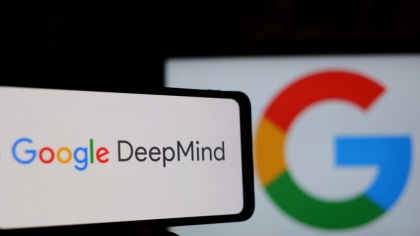 Google DeepMind anunță o descoperire „istorică” în rezolvarea problemelor cu inteligența artificială