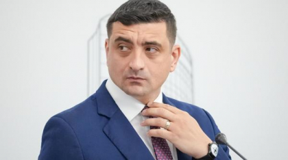 După scandalul provocat în Franța, Simion face noi declarații halucinante pentru presa de la Paris: Un scenariu e ca eu să fiu omorât