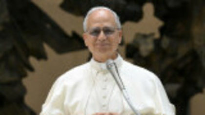 Papa Leon al XIV-lea, avertisment legat de AI: Demnitatea fiinţei umane riscă să fie înlocuită de automatisme şi simulări