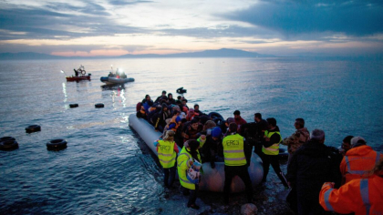 Grecia a aprobat oficial suspendarea cererilor de azil ale migranților. Reacțiile oficialilor ONU