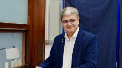 Marcel Boloș a votat cu Nicușor Dan, în diaspora: Salariul meu s-a triplat!