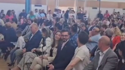 Surpriză la o adunare AUR și POT din Londra după ce a fost strigat numele lui Nicușor Dan VIDEO