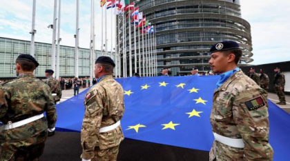 Armata UE iese greu din sertare. Sub presiunea rușilor, europenii caută bani și consens