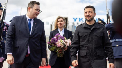Volodimir Zelenski și soția sa au ajuns la Praga, într-o vizită de două zile în Cehia. Cu cine se întâlnește cuplul prezidențial