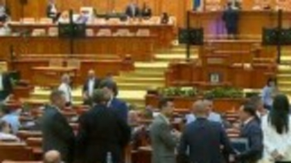 Reacțiile parlamentarilor după ce au aflat că vor rămâne oficial fără bani de chirie. Unii încasau până la 4.600 lei lunar