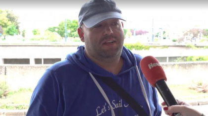 Un bărbat spune că trăiește mai bine după ce a renunțat la job ca să adune reciclabile: Mănânc zilnic la restaurant