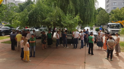 Angajații de la Finanțe cer „instrumentele legale” pentru a lupta cu evaziunea. Este a doua zi de proteste la AJFP Olt