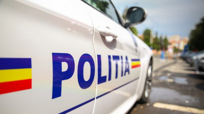 Agresorul de polițiști, condamnat. Ce pedeapsă a primit după ce a lovit și amenințat doi agenți