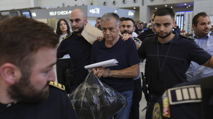Ionuț Costea, cumnatul lui Mircea Geoană, adus în țară din Turcia pentru a executa o pedeapsă de 6 ani de închisoare
