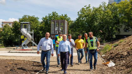 Emil Boc, primarul Clujului, anunță începerea lucrărilor la metrou: „La toate cele 7 stații cuprinse pentru prima parte se lucrează concomitent”