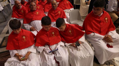 AI şi social media sunt ameninţări la adresa demnităţii umane, crede Papa Leon al XIV-lea: „O persoană nu este un sistem de algoritmi”